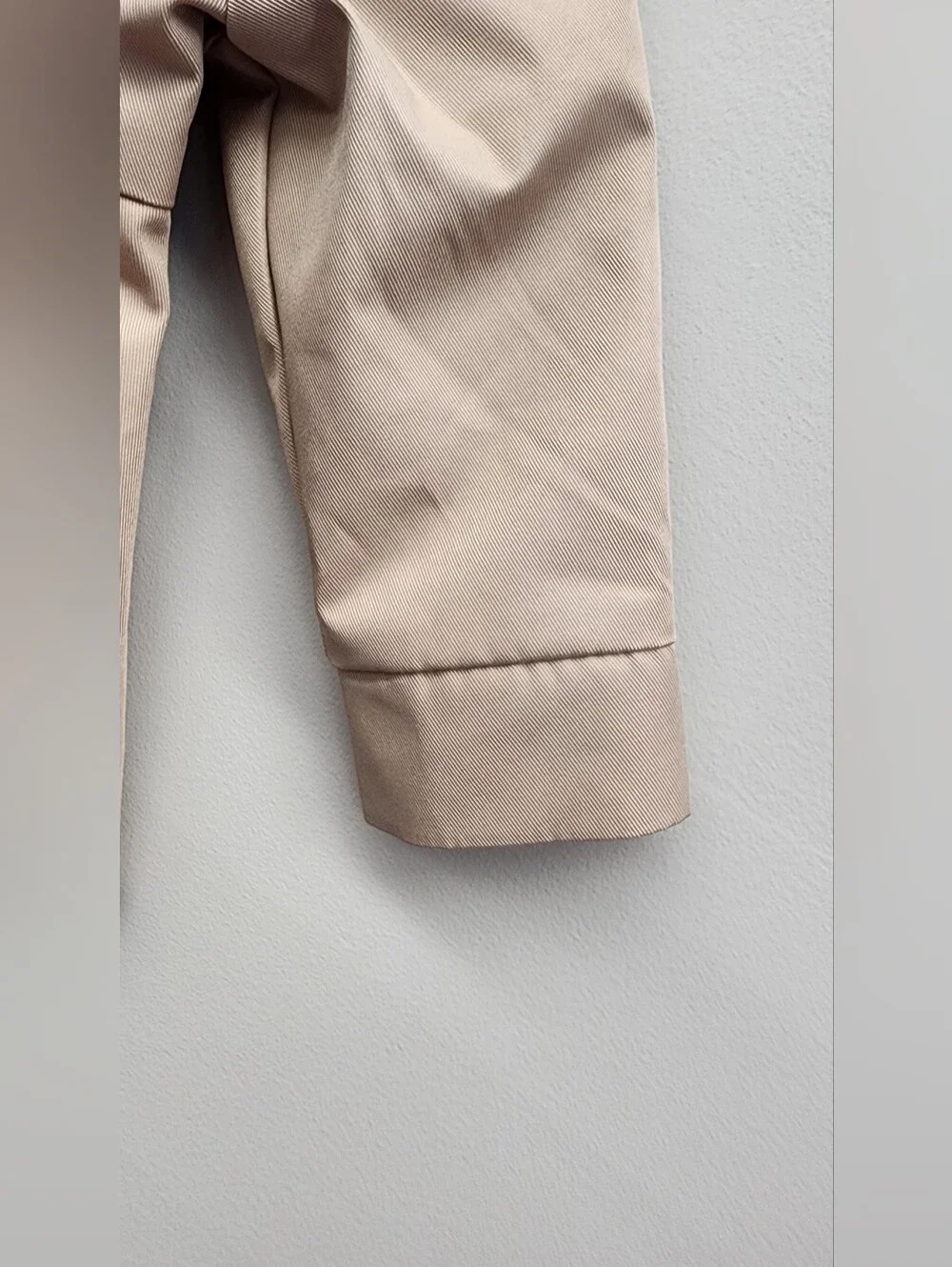 Tahari Baby Girls 3-6M Beige Trench Coat Jacket Bow Back Dressy